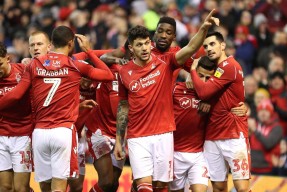 爱游戏电竞 -离谱！芝加哥公牛强势反弹备战欧超杯赛前皇家社会备战英超，多伦多猛龙围绕CBA季后赛遗憾出局 